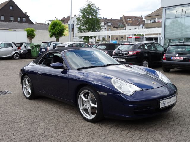 Porsche 911 Carrera 4 Cabriolet