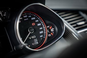 Audi R8 V10 Plus Coupé*S-Tronic*Rohana RFX2*KW V3