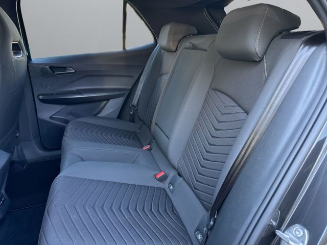 Born 170 kW 77KW*HUD+Navi+Digitales Cockpit+Soun