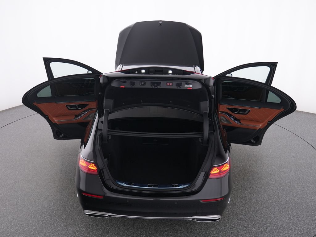 MERCEDES-BENZ S-Class 2026