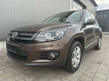 Volkswagen Tiguan - 1