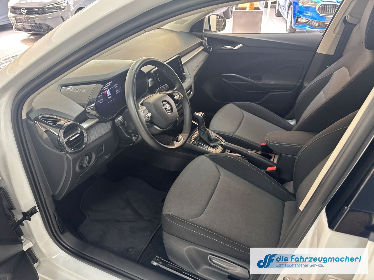 Fahrzeugabbildung SKODA Fabia Selection LED Sperrdiff. ACC Apple CarPlay