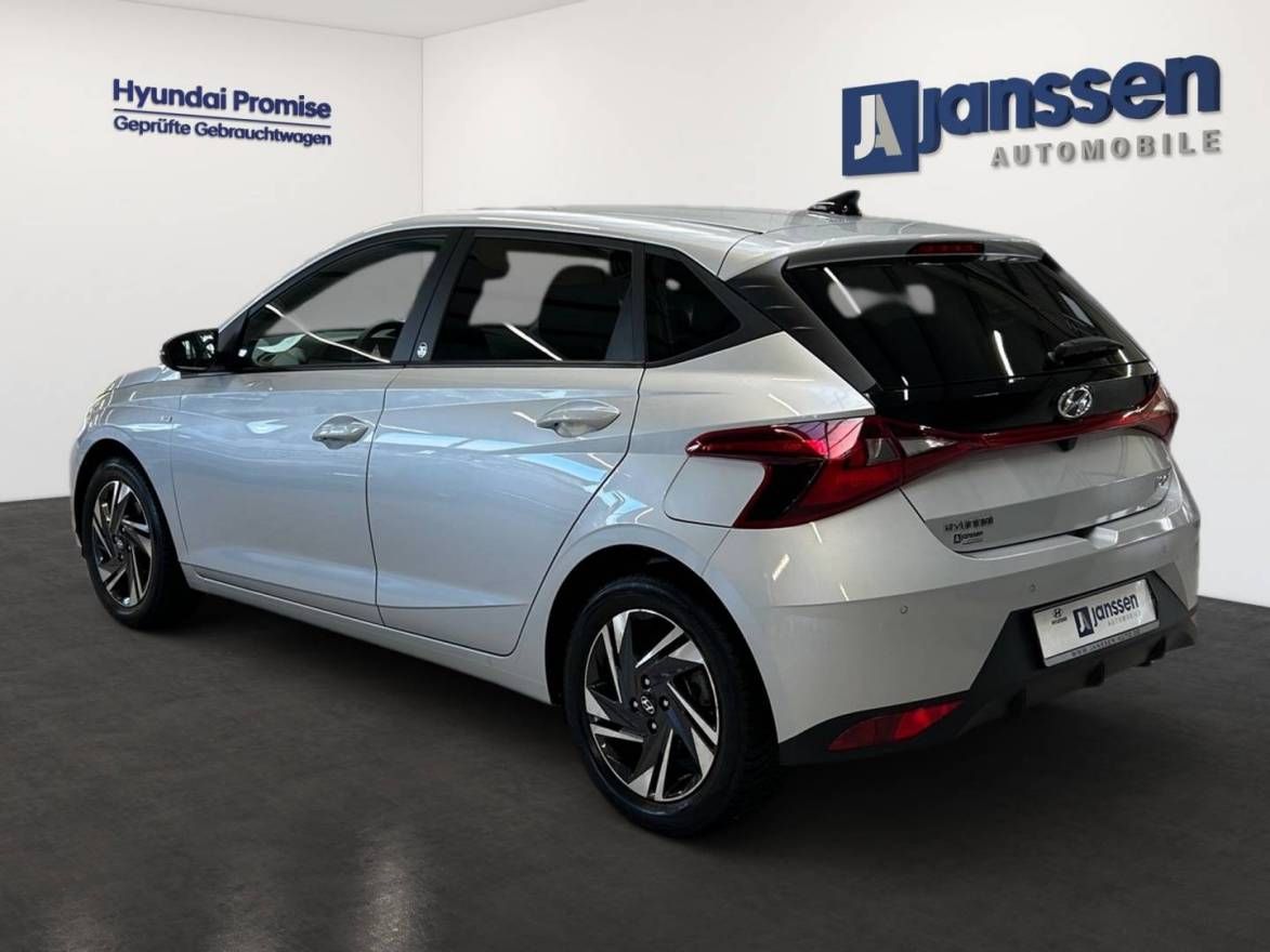 Fahrzeugabbildung Hyundai New i20 Edition 30