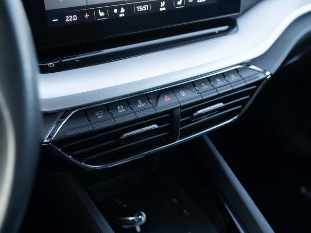 Octavia Combi 2.0 TDI Style DSG AHK+HUD+NAVI+SID