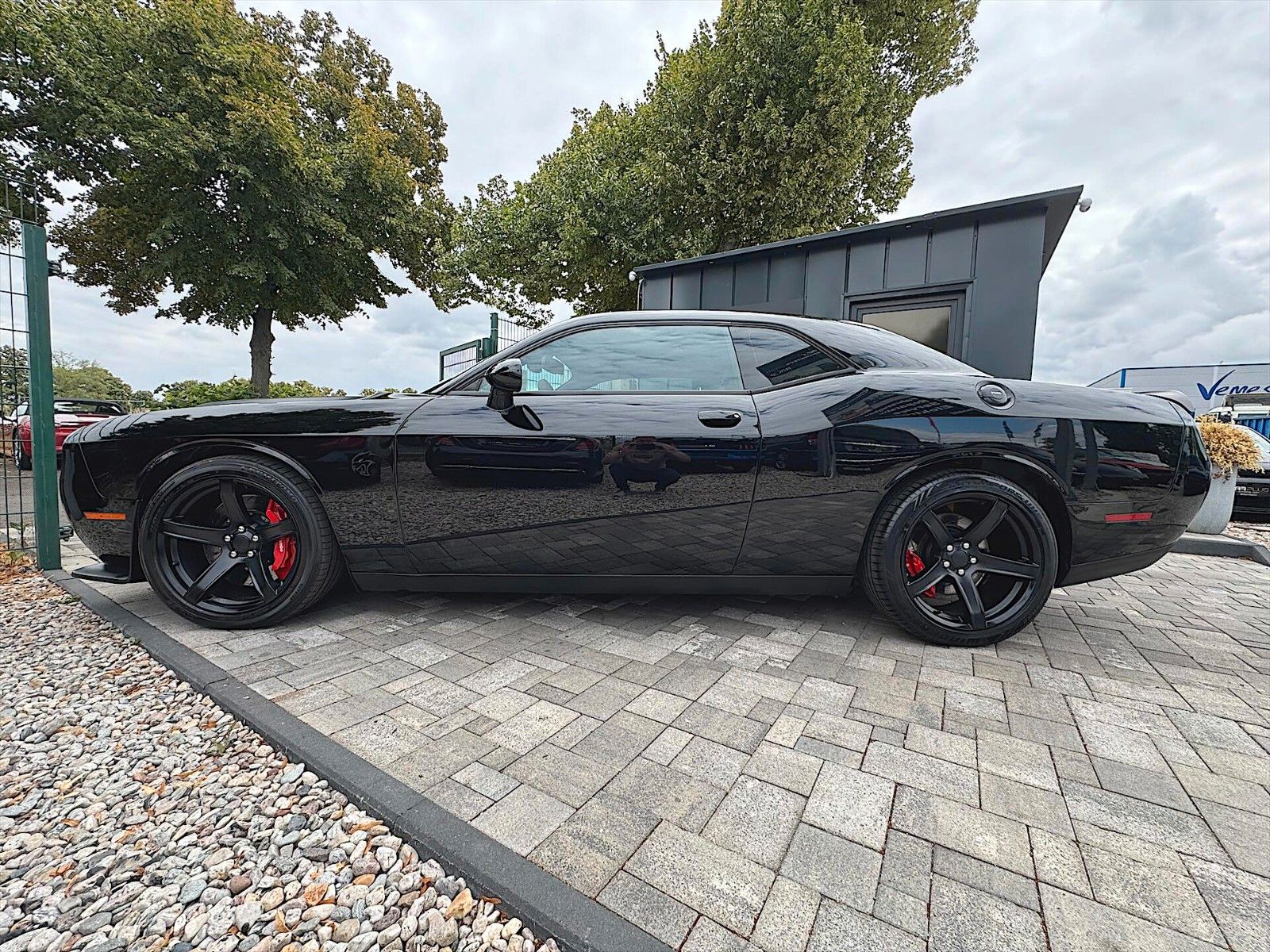 Fahrzeugabbildung Dodge Challenger 6.2 V8 SRT HELLCAT BLACK EDITION H&K
