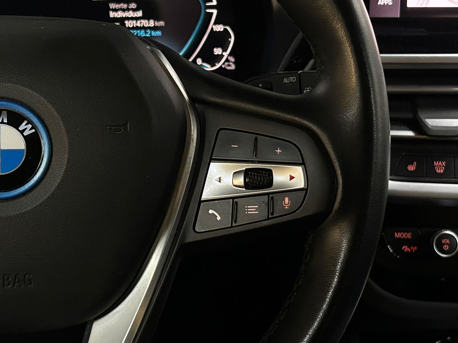 Fahrzeugabbildung BMW X3 30e xDr LED+NAVI+SHZ+KAMERA+HIFI+TEMP+AHK+MF+