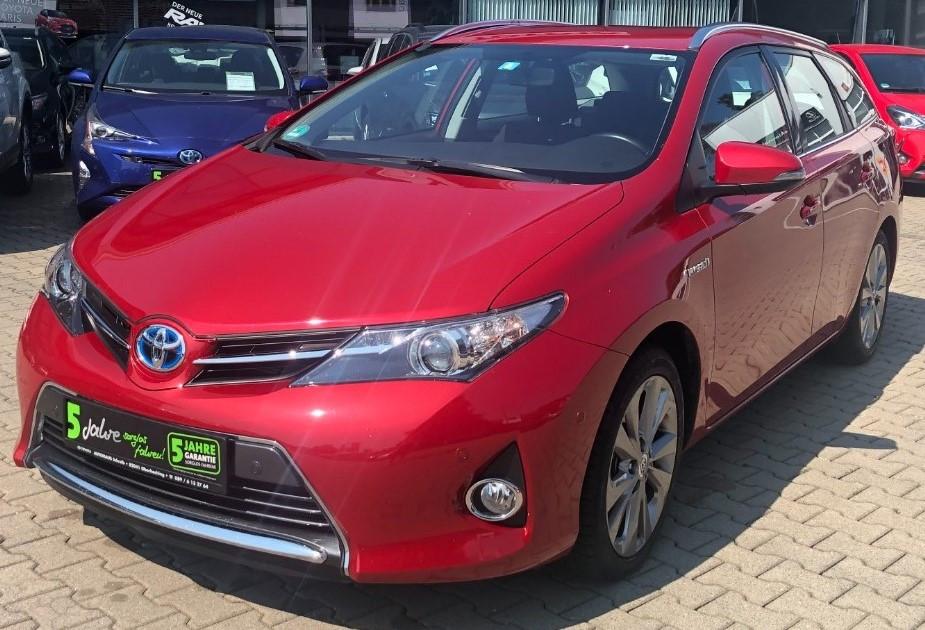 Toyota Auris Touring Sports