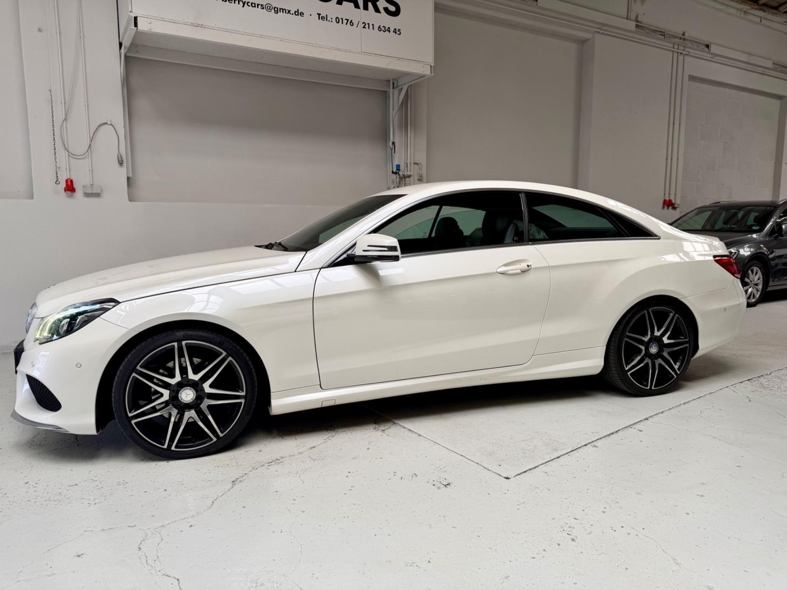 Mercedes-Benz E 250  Coupe AMG LINE PLUS *AUTOMATIK*NAVI*LED