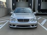 Mercedes-Benz C 320 AVANTGARDE AMG PAKET Leder Xenon 18 Zoll - Mercedes-Benz C 320 mit Benzin-Antrieb