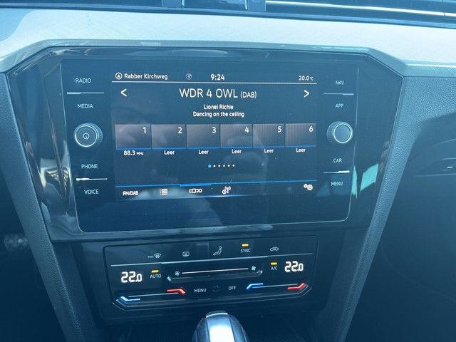Passat Variant TDI Business Navi AHK ACC LED