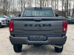 DODGE RAM 3500 Laramie RamBox Night Crew 6.7HO 8 Gang
