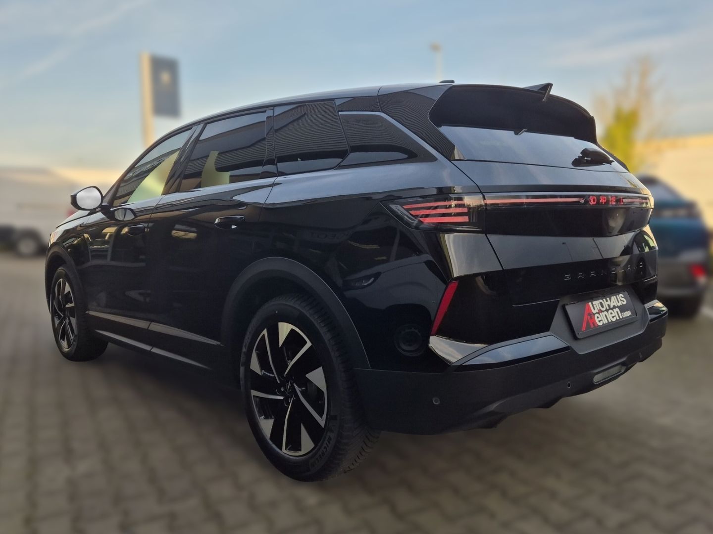 Fahrzeugabbildung Opel Grandland 48V Mild-Hybrid 100kW EU6e 1.2 Hybrid