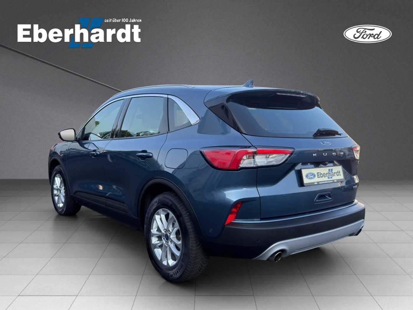 Ford Kuga Plug-In Hybrid Titanium imagem 3