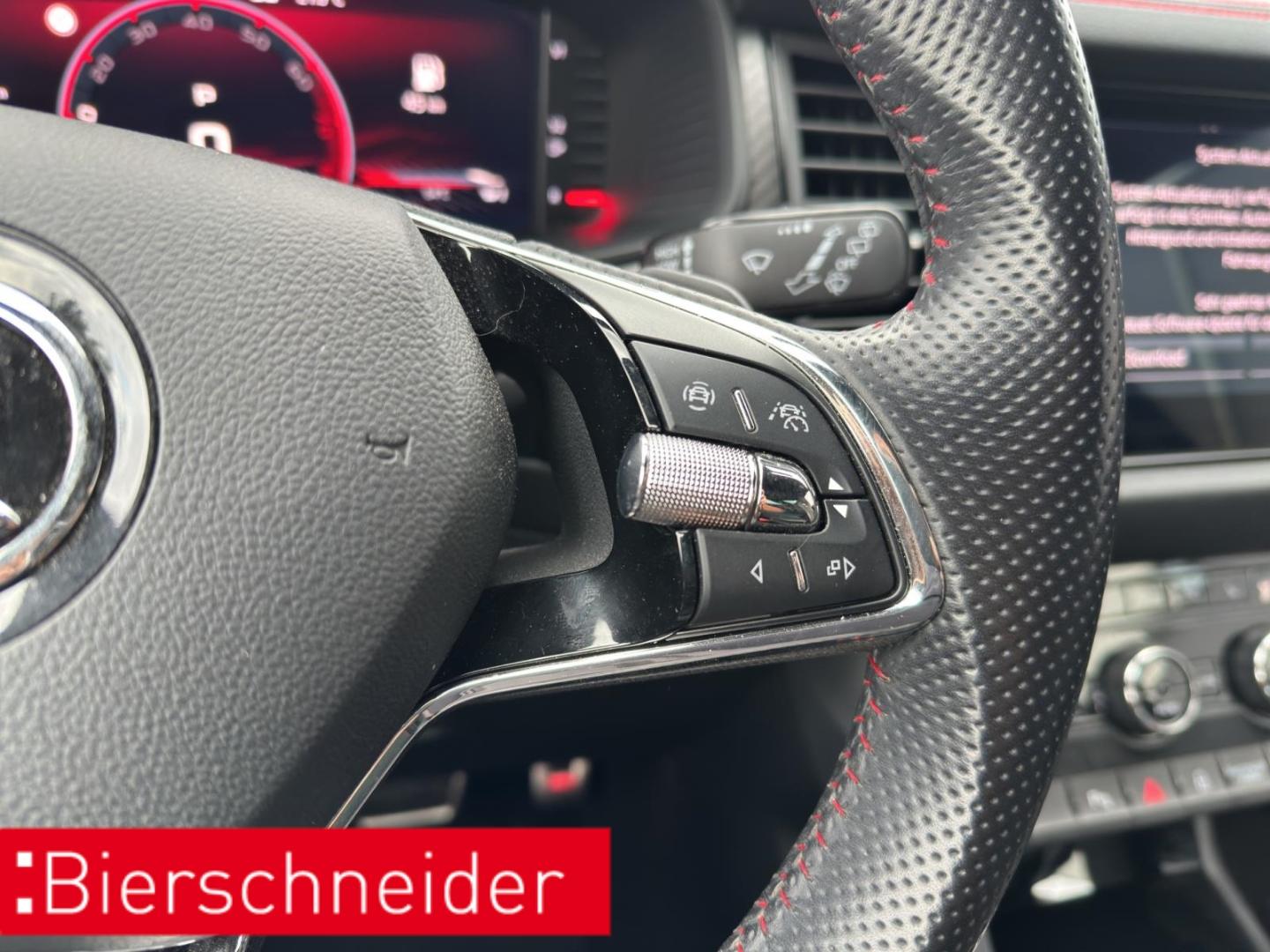 Skoda Kodiaq 2.0 TSI DSG RS KAMERA AHK LED NAVI SHZ
