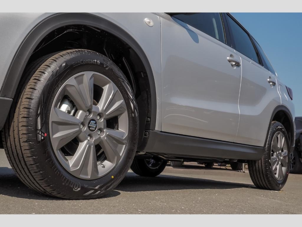 Suzuki Vitara Club 1.4 RückKam Klimaauto Voll-LED
