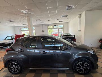 Toyota Yaris - 4