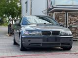 BMW E46 330i individual - BMW 330 aus 2004: 330i