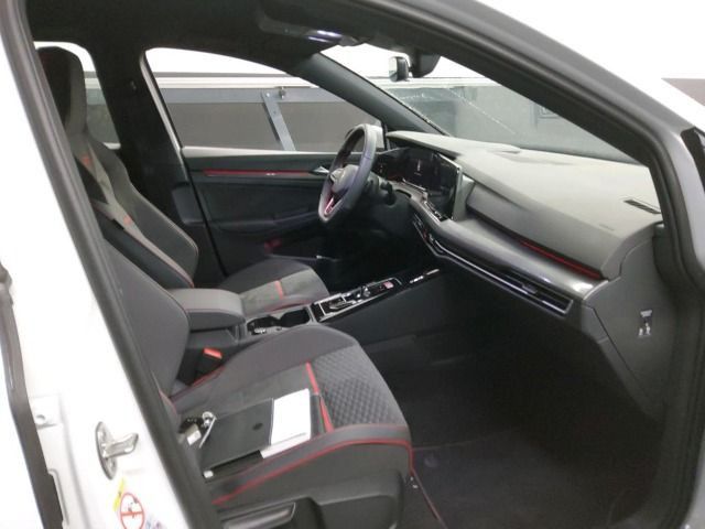 Volkswagen Golf - Bild 6
