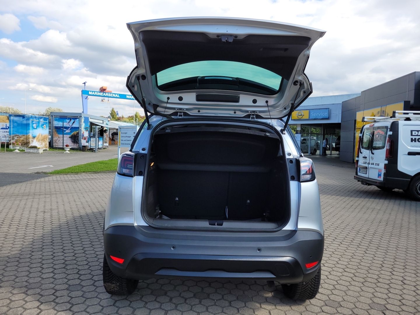 Fahrzeugabbildung Opel Crossland GS Line SHZ+LHZ+PDC+Allwetterreifen