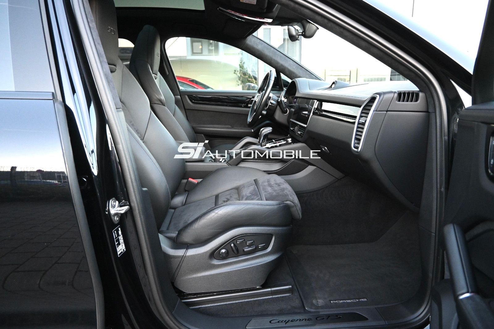 Fahrzeugabbildung Porsche Cayenne Coupe GTS °ACC°18-WEGE°BOSE°CHRONO°PANO°