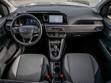 Ford Tourneo Courier 1.0 Titanium Fahrassistenz-Paket