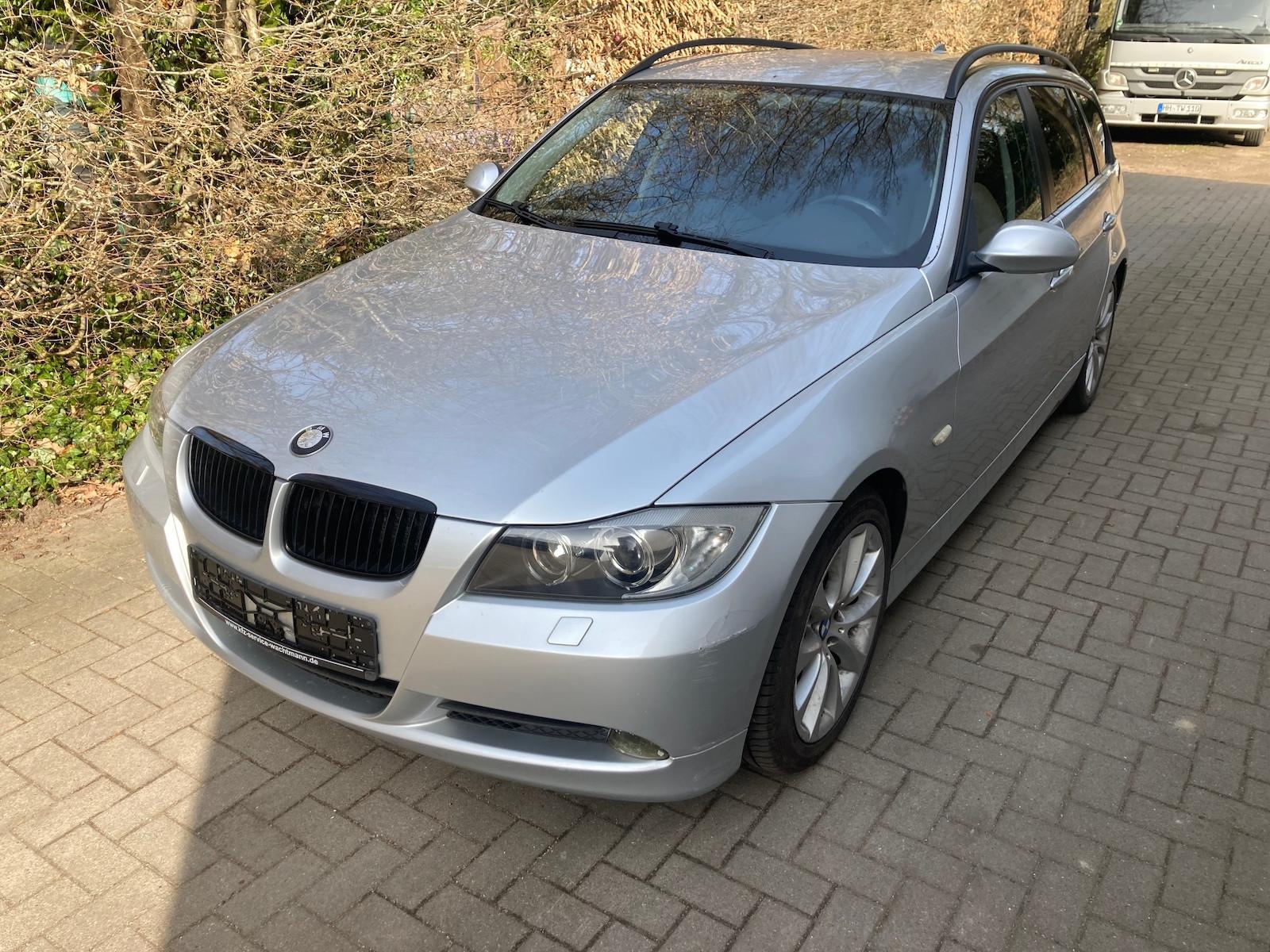 BMW 320i Automatik Touring, Xenon, Alu17´´, M+S