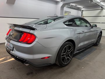 Ford Mustang - 9