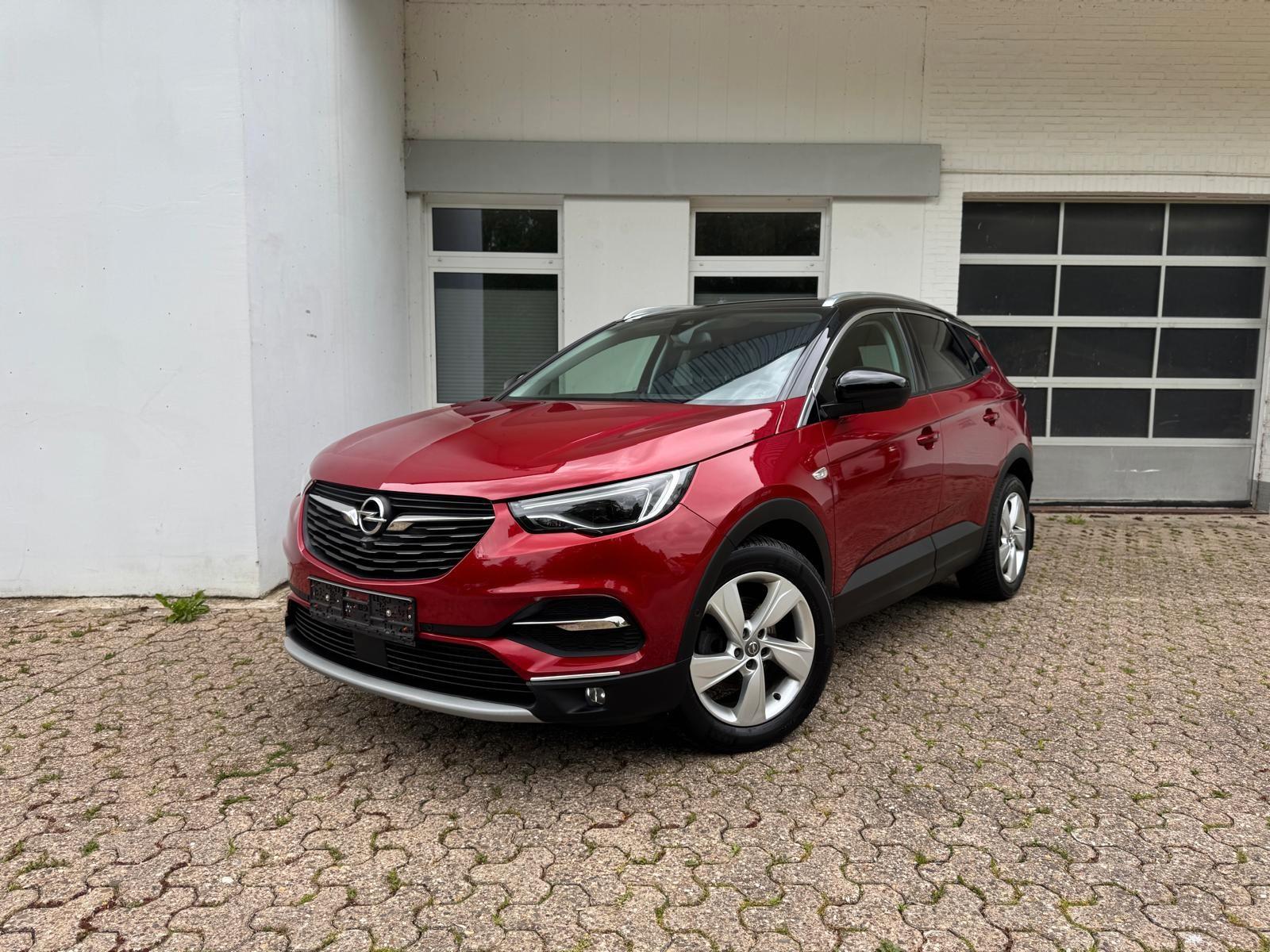 Opel Grandland X 1.6 Ultimate Navi Leder 360° AHK LED