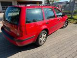 Volkswagen Golf 1.6 Auto Special Variant Special - Volkswagen aus 2002: Kombi