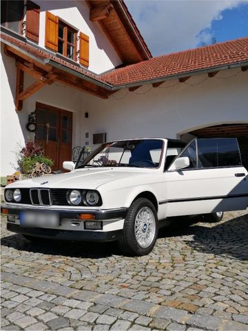 BMW E30 Cabrio 320i