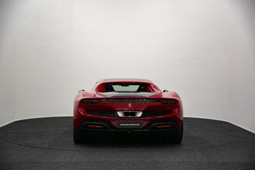 صورة 6 لـ 2022 Ferrari 296 GTB