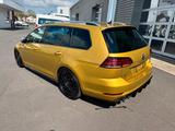 Volkswagen Golf 2.0 TSI DSG 4MOTION R Variant R - : Gelb, Sitzheizung
