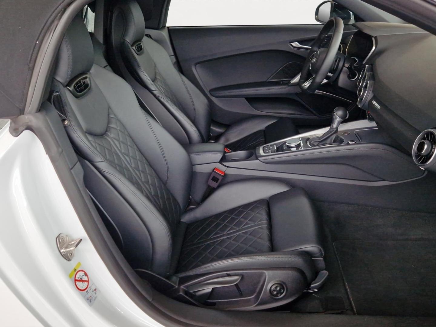 Audi TT Roadster 45 2.0 TFSI quattro S-tronic S-line 