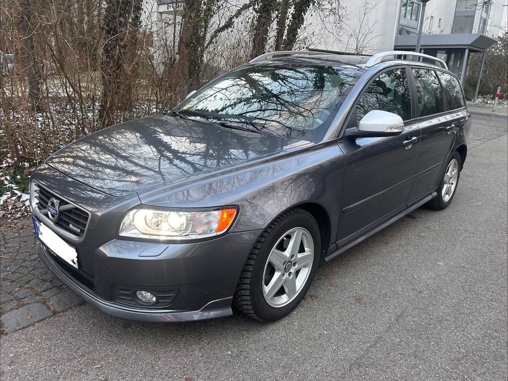 Volvo V50
