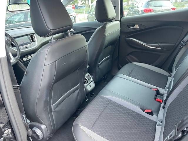 Fahrzeugabbildung Opel GRANDLAND X 1.2 Turbo Innovation AT