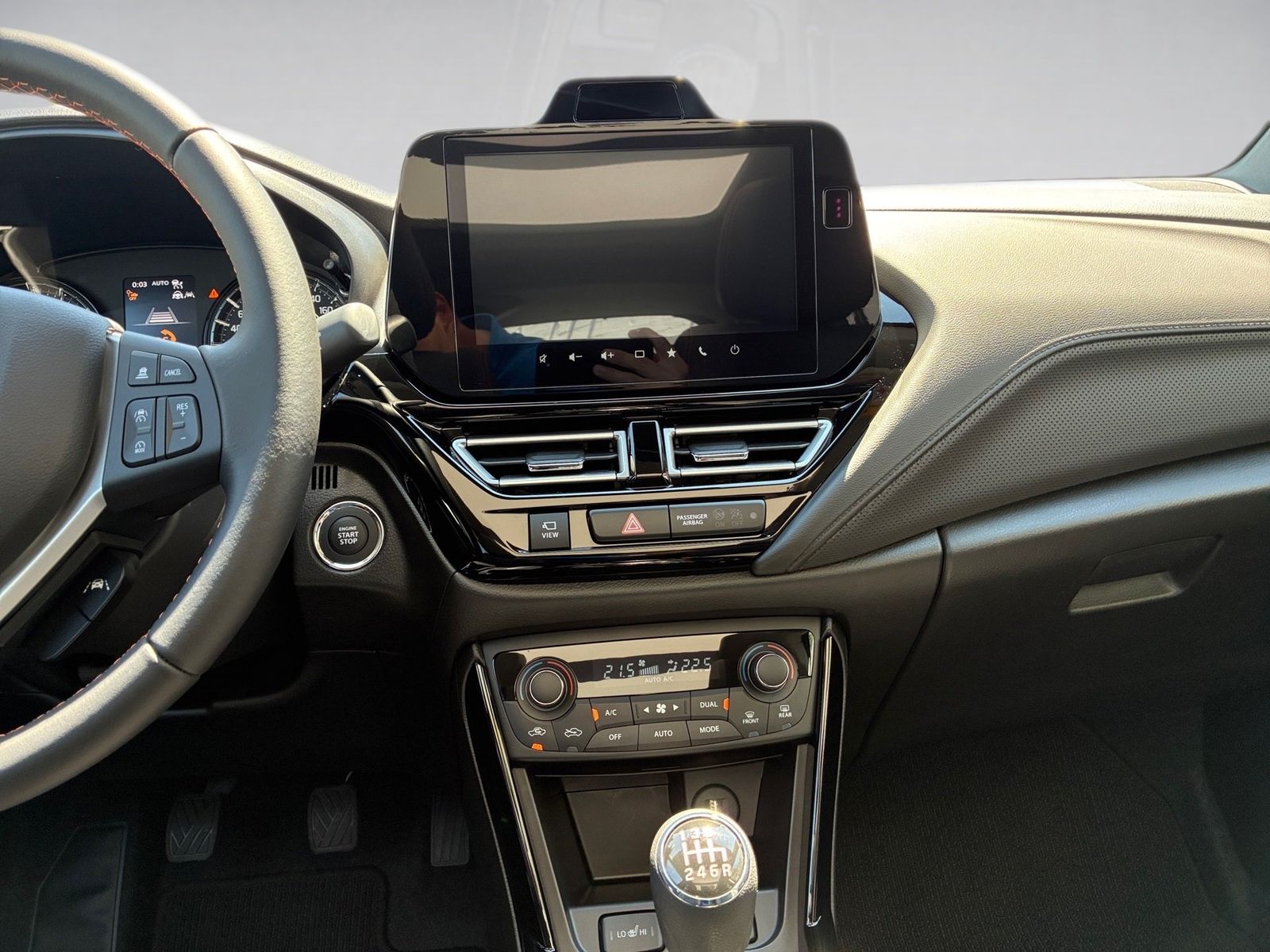 Fahrzeugabbildung Suzuki S-Cross 1.4 Boosterjet Comfort+ AllGrip Kamera,P