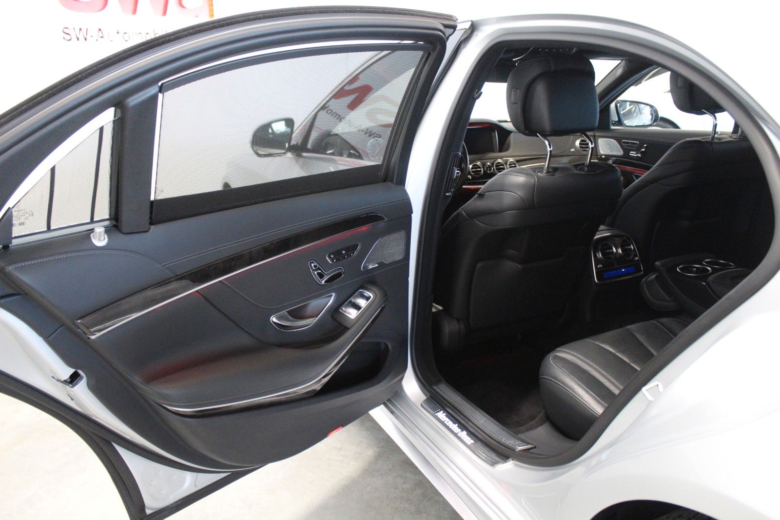 Mercedes-Benz S 500 L AMG-Paket !!! Neuwertig !!! 25.288 KM !! foto 13