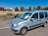 Renault Auto mit ukrainischer Zulassung zu verkaufen. - gebrauchte Renault Kangoo aus dem Jahr 2007
