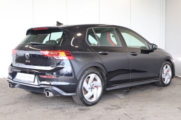 Volkswagen Golf VIII GTI 2.0 TSI AID+LED+CARPLAY+AMBIENT