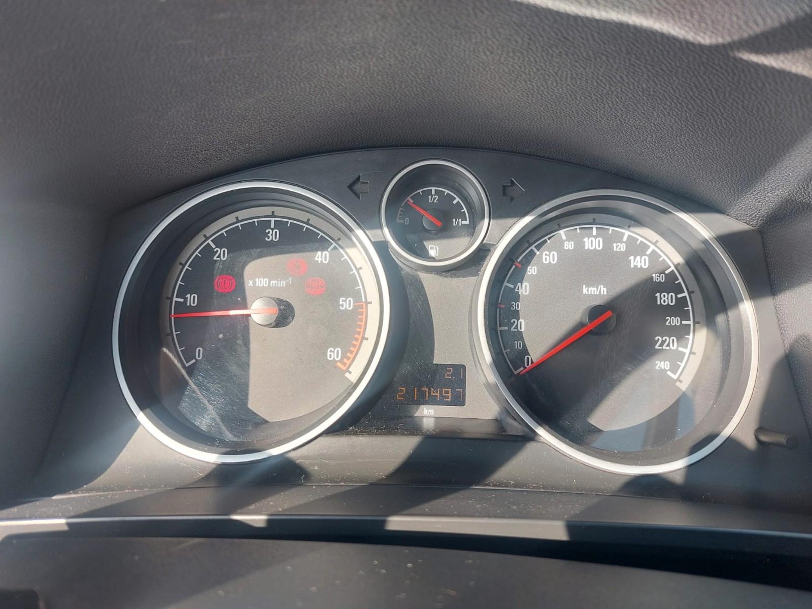 Opel Zafira 2007 — photo 18
