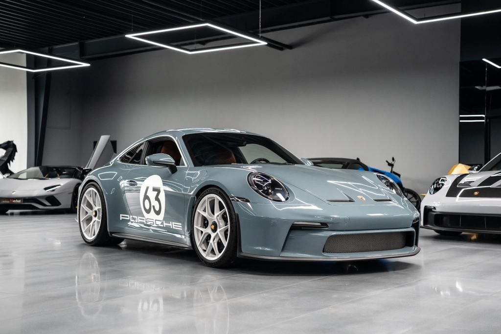 Image of Porsche 992