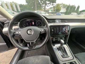 Volkswagen Passat Variant - 12