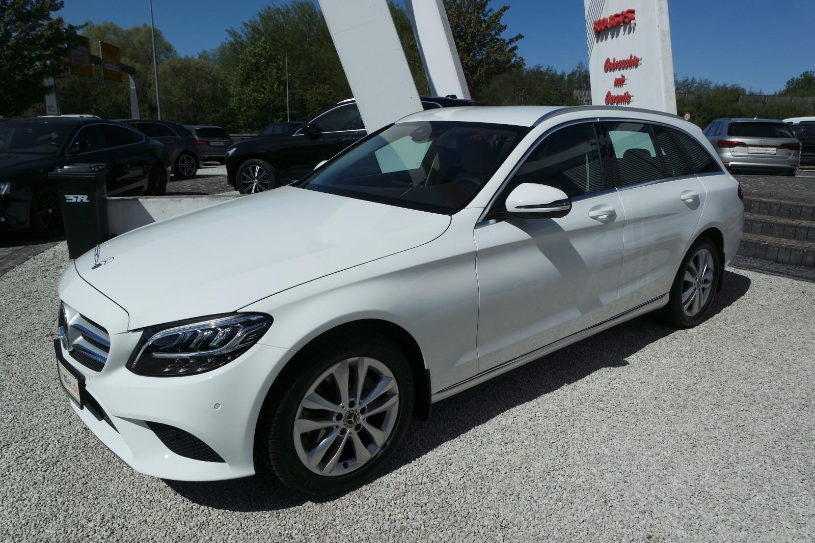 Mercedes-Benz T-Modell C 180 T CGI Avantgarde