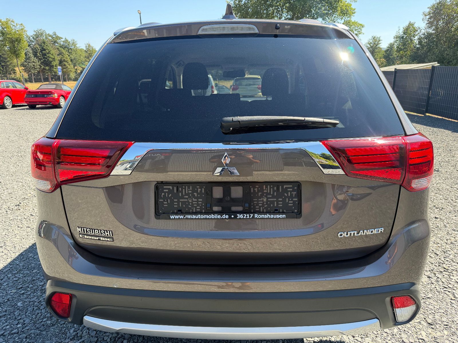 MITSUBISHI Outlander 2.0Edition 100 2WD KAMERA/TEMPO/1.HAND – Foto 5