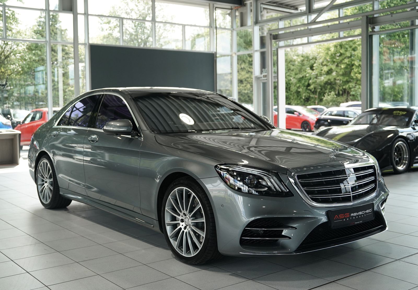 Mercedes Benz S 560