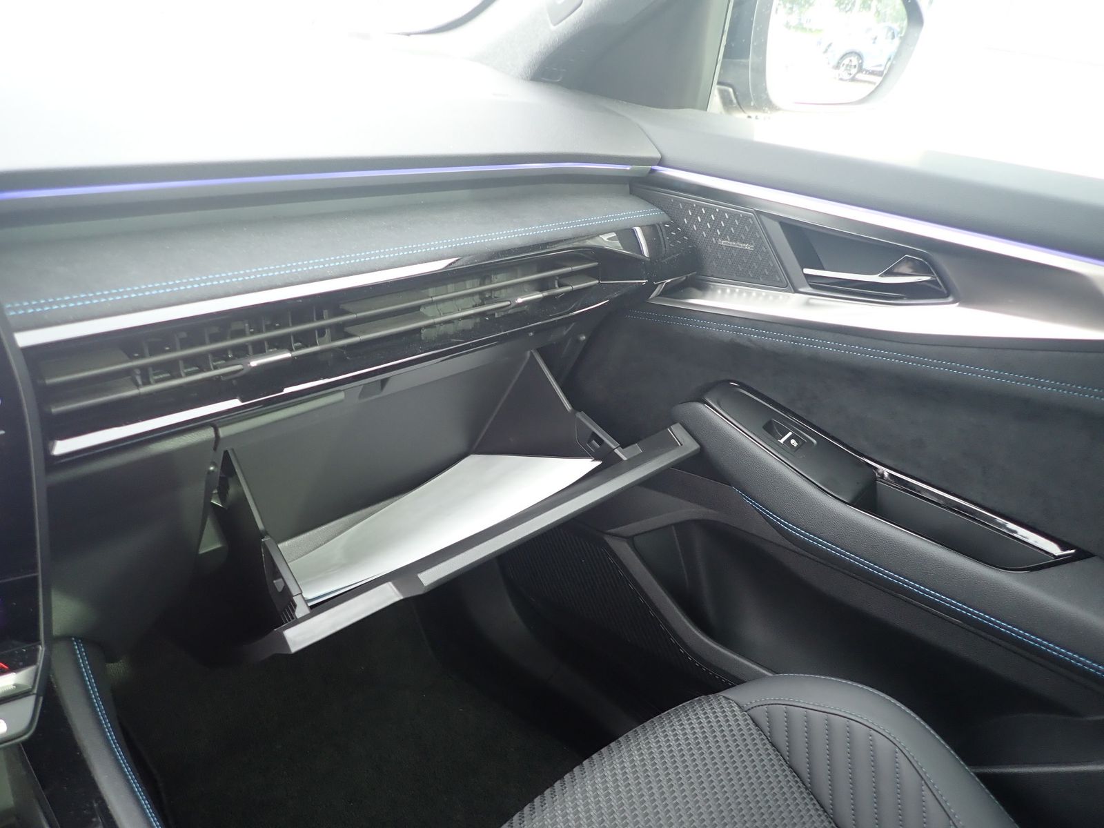 Fahrzeugabbildung Renault Austral Esprit Alpine Full Hybrid E-Tech 200