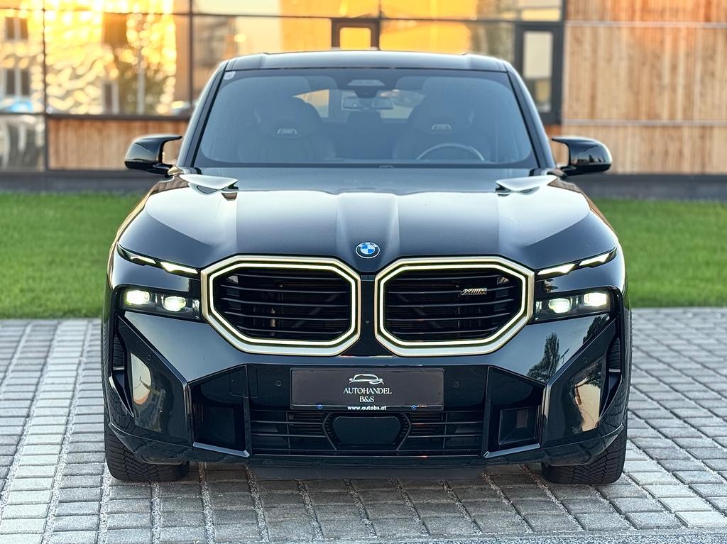 BMW XM