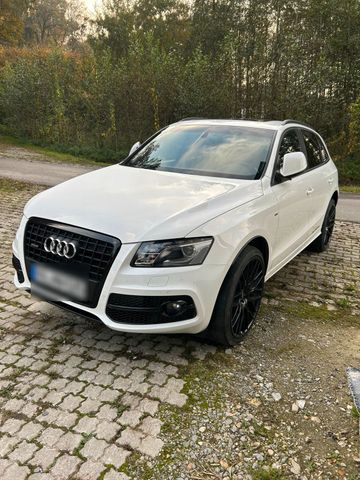 Audi Q5 8R