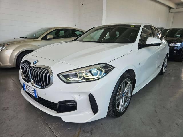 BMW 118 Msport auto KM CERTIFICATI CASA MADRE imagem 3