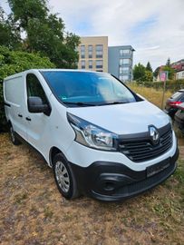 Renault Trafic - 1